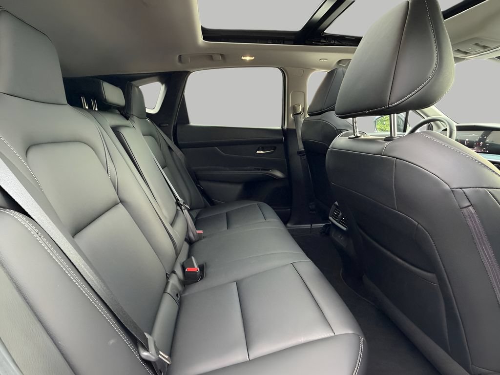 Used 2025 Nissan Murano SL w/ Cargo Package AWD/4WD image 8
