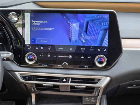Used 2025 Lexus RX 350 Premium w/ Accessory Package (Z1) FWD image 12