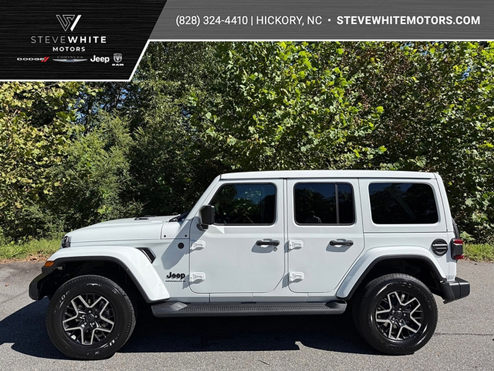 New 2027 Jeep Wrangler Unlimited Sahara AWD/4WD image 1