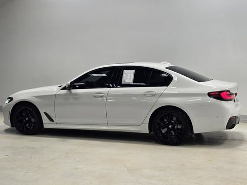 Used 2022 BMW 530i w/ M Sport Package RWD image 4