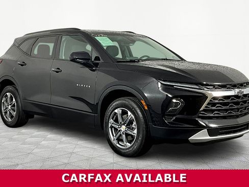 Used 2024 Chevrolet Blazer LT w/ Convenience Package FWD image 3