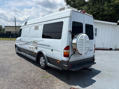 Used 2006 Dodge Sprinter 2500 w/ PWR Convenience Group RWD image 7