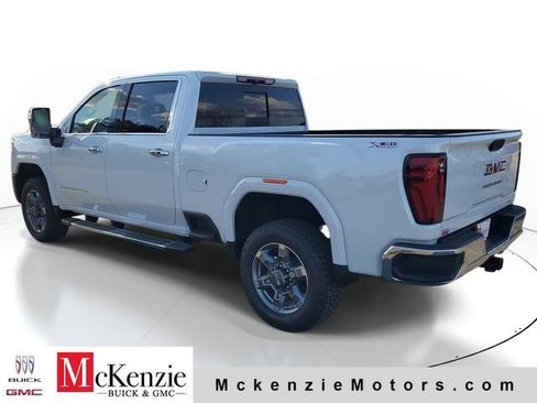 New 2026 GMC Sierra 3500 SLT w/ SLT Premium Package AWD/4WD image 3
