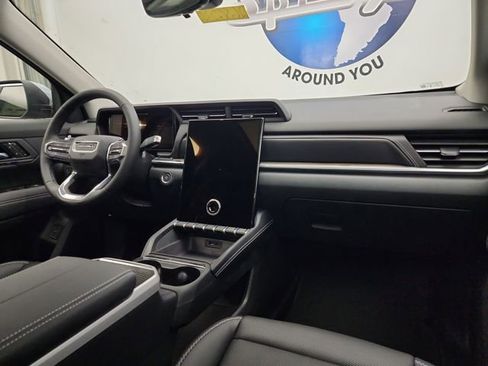 Used 2026 GMC Terrain Denali w/ LPO, Black Badging Package image 22