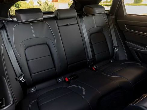 New 2026 Jaguar F-PACE R-Dynamic S image 24