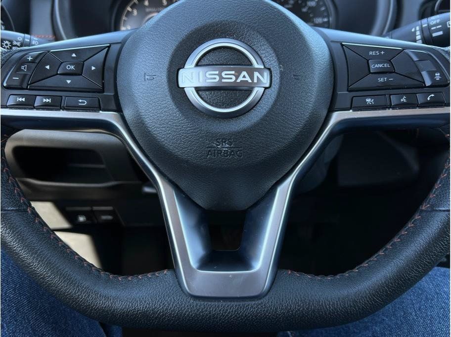 Used 2024 Nissan Kicks SR FWD image 12