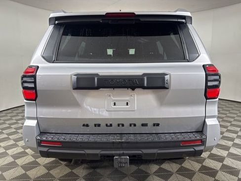 Used 2025 Toyota 4Runner TRD Off-Road image 22
