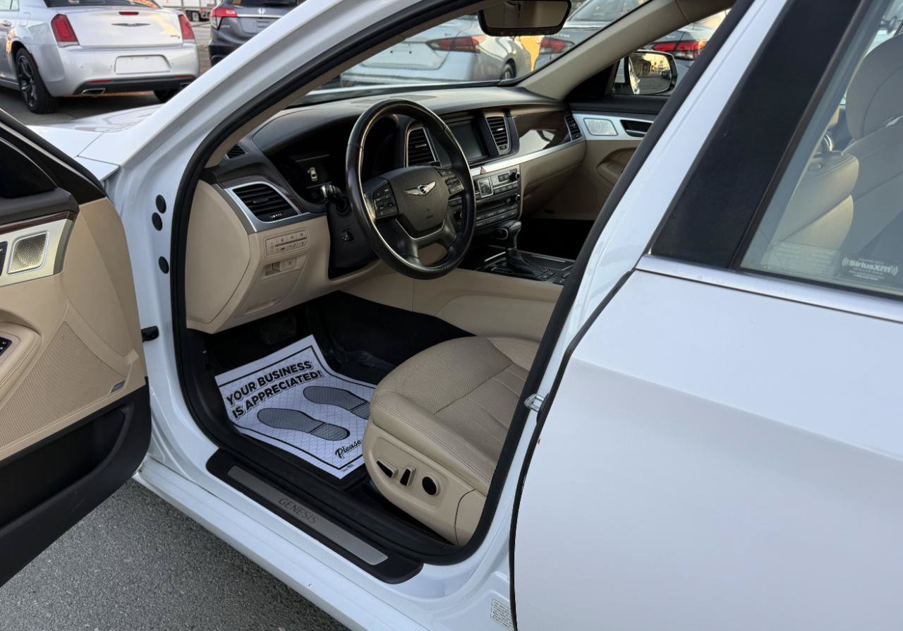 Used 2018 Genesis G80 3.8 w/ Option Group 02 RWD image 7