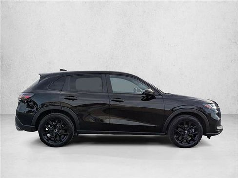 Certified 2023 Honda HR-V Sport image 4