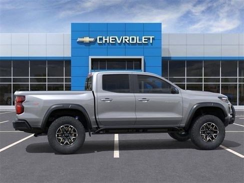 New 2026 Chevrolet Colorado ZR2 w/ Off-Road Front Bumper Package image 55