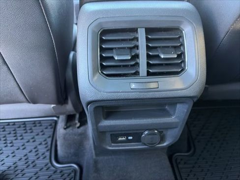 Used 2020 Volkswagen Tiguan SEL w/ 3rd Row Seat Package image 19