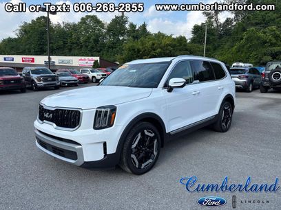 Used 2024 Kia Telluride EX w/ EX Captain's Chair Package