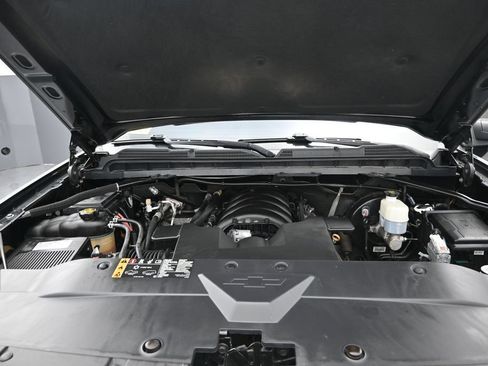 Used 2018 Chevrolet Silverado 1500 LT w/ All Star Edition AWD/4WD image 11