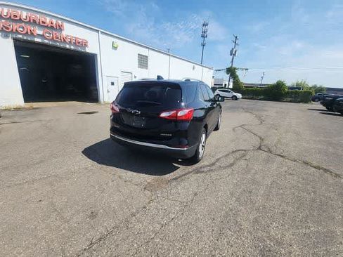 Used 2019 Chevrolet Equinox Premier FWD image 13