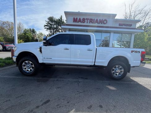 Used 2021 Ford F350 King Ranch w/ King Ranch Ultimate Package AWD/4WD image 12