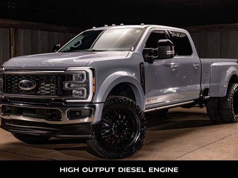 Used 2025 Ford F450 Lariat w/ Lariat Ultimate Package image 5