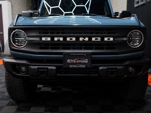 Used 2023 Ford Bronco Black Diamond w/ Sasquatch Package image 10