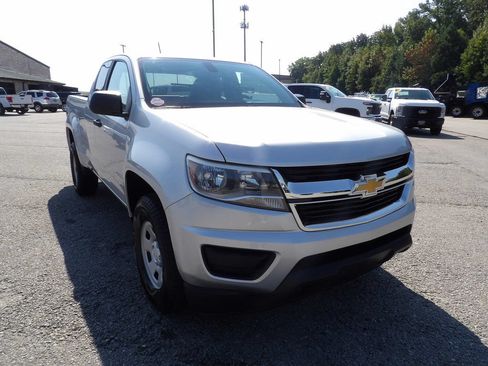 Used 2020 Chevrolet Colorado W/T RWD image 11