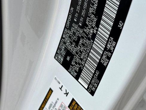 New 2026 Lexus RZ 450e AWD w/ Cold Area Package image 17