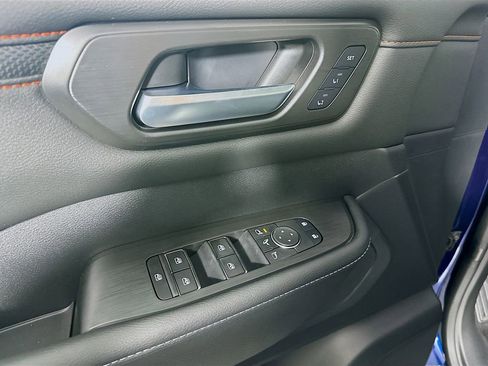 New 2026 Nissan Armada PRO-4X w/ Captain's Chari Seat Package AWD/4WD image 8