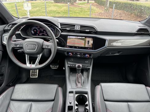 Used 2025 Audi Q3 2.0T Premium Plus w/ Premium Plus Package image 31