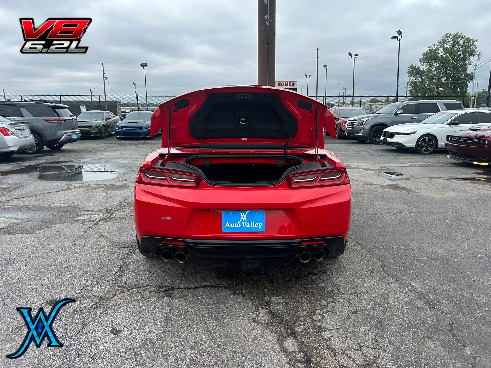 Used 2018 Chevrolet Camaro SS RWD image 14