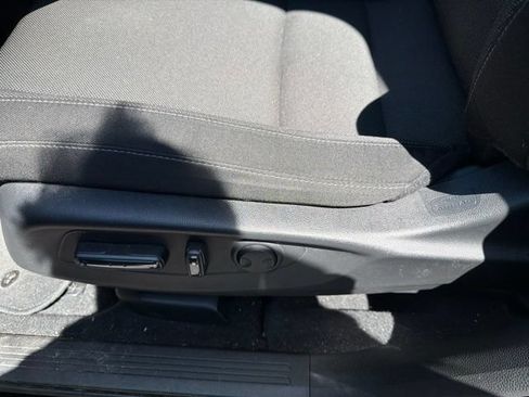Used 2024 Honda CR-V EX image 7