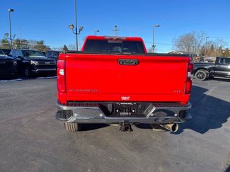 Used 2020 Chevrolet Silverado 2500 LTZ w/ Technology Package AWD/4WD video 4
