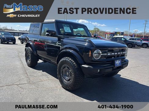 Used 2023 Ford Bronco Outer Banks AWD/4WD image 3