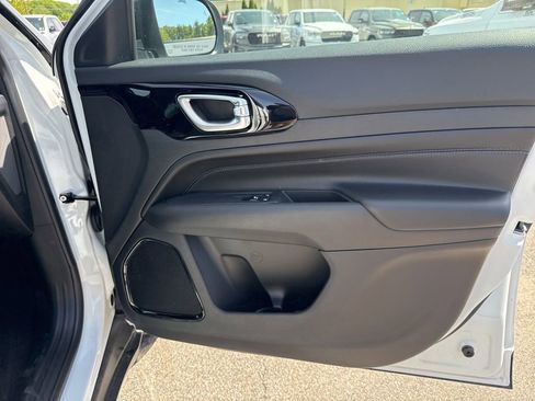 New 2026 Jeep Compass Limited AWD/4WD image 26