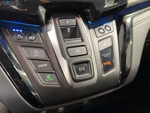 Used 2025 Honda Odyssey Elite image 20