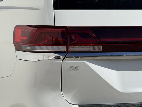 New 2026 Volkswagen Atlas SE image 6