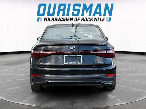 New 2026 Volkswagen Jetta SE image 5