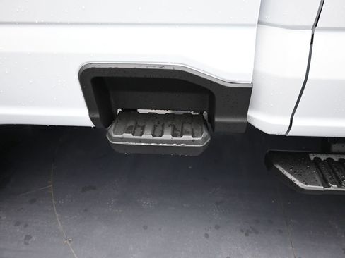 New 2026 Ford F350 XLT image 19