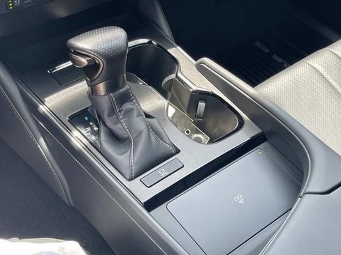 Used 2023 Lexus ES 350 F Sport w/ Accessory Package (Z2) FWD image 36