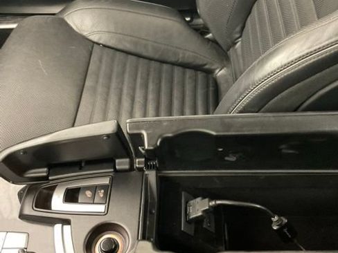 Used 2015 Mercedes-Benz SL 400 image 25