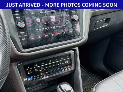 Used 2024 Volkswagen Tiguan SE R-Line AWD/4WD image 14