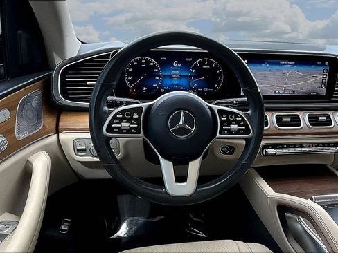 Used 2020 Mercedes-Benz GLS 450 4MATIC image 8