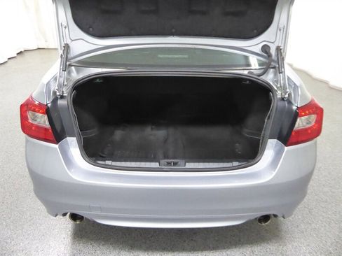 Used 2015 Subaru Legacy 3.6R Limited image 34