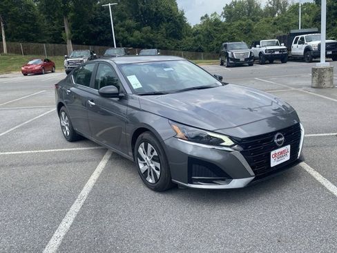 New 2025 Nissan Altima 2.5 S image 2