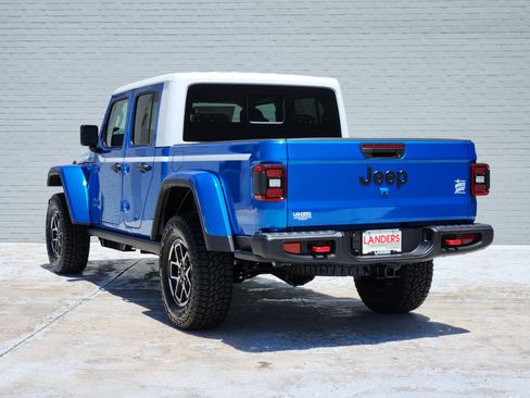 New 2026 Jeep Gladiator Rubicon w/ Whitecap Package AWD/4WD image 3