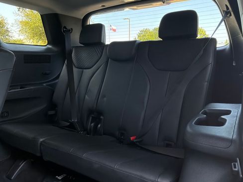 Used 2024 Hyundai Palisade SEL FWD image 13
