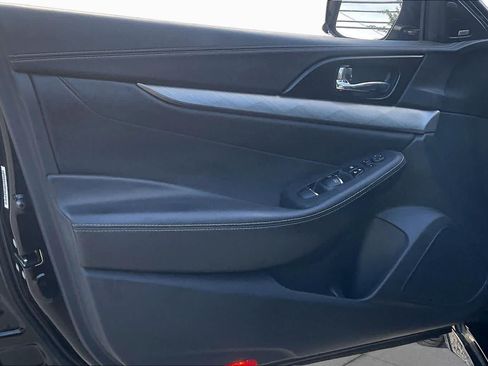 Used 2018 Nissan Maxima 3.5 SL FWD image 22