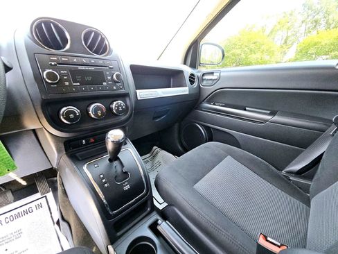 Used 2017 Jeep Compass Sport w/ Power Value Group image 15