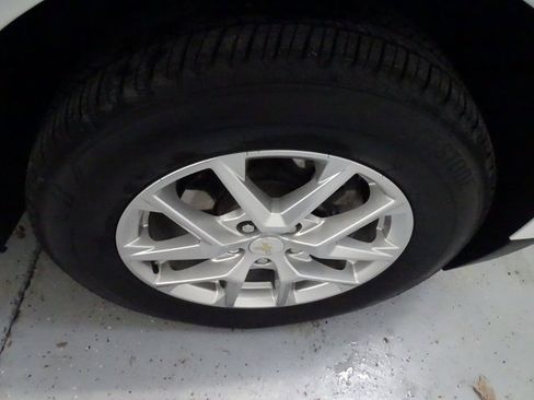 Certified 2022 Chevrolet Equinox LS w/ LS Convenience Package image 29