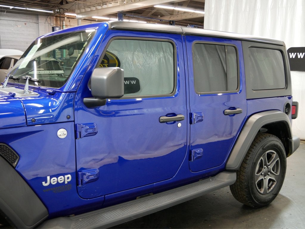 Used 2018 Jeep Wrangler Unlimited Sport S AWD/4WD image 4
