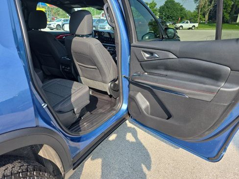 Used 2024 Chevrolet Traverse Z71 w/ LPO, Floor Liner Package AWD/4WD image 41