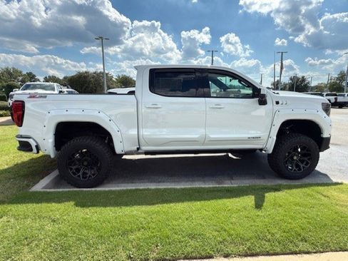 New 2025 GMC Sierra 1500 AT4 w/ Technology Package image 33