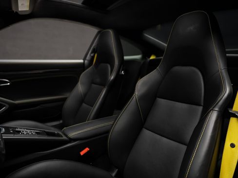 Used 2014 Porsche 911 Turbo S AWD/4WD image 64