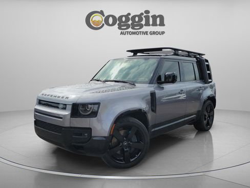 Used 2024 Land Rover Defender 110 X-Dynamic SE image 1